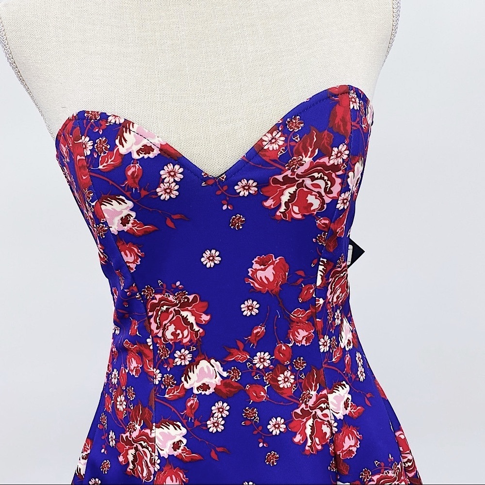 Boulee Ivy Strapless Corset Dress Rose Print - Picture 7 of 14
